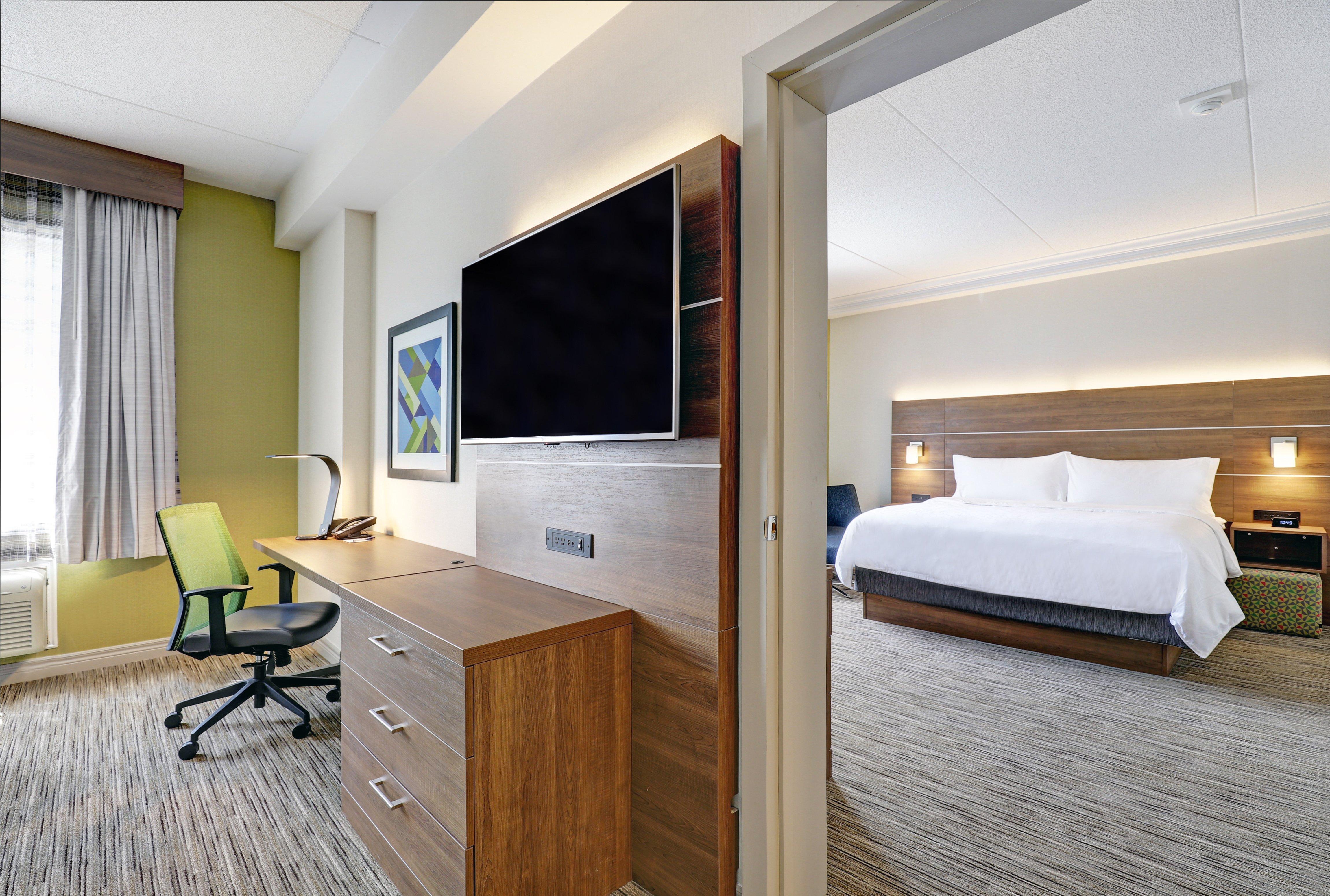 Holiday Inn Express Whitby Oshawa By Ihg Екстериор снимка